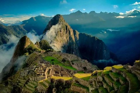 TOUR MACHU PICCHU BY TRAIN 2 DAYS